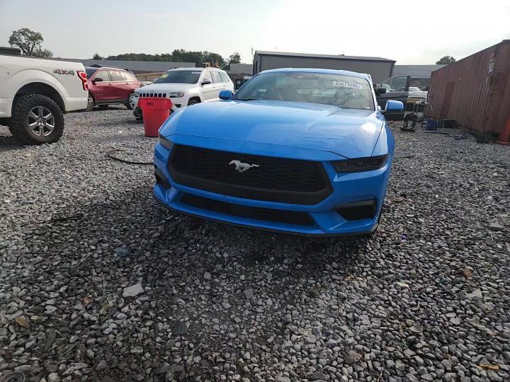 2026 Ford Mustang - zdjęcie 13