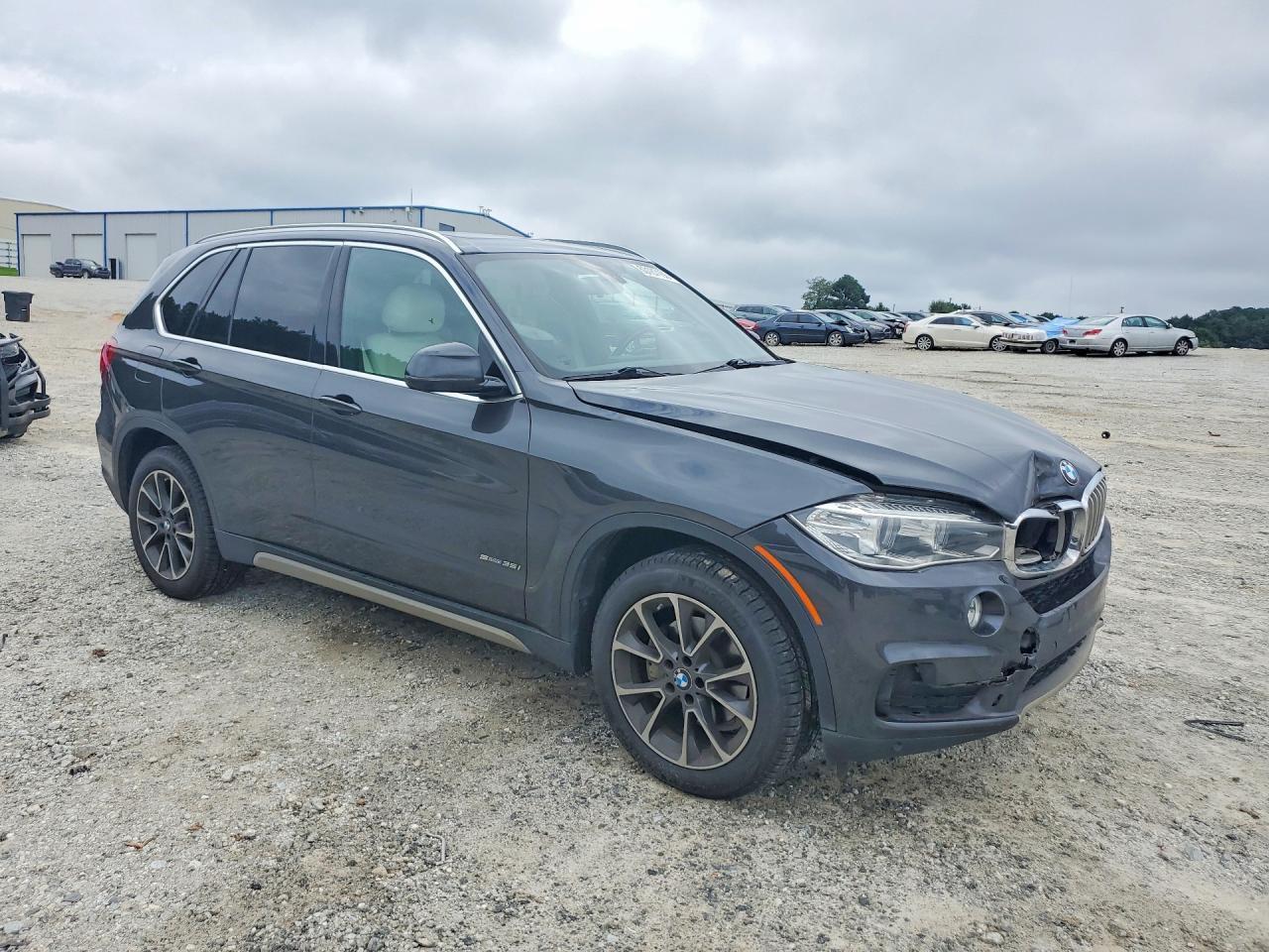 2017 BMW X5 Sdrive35I - zdjęcie 4