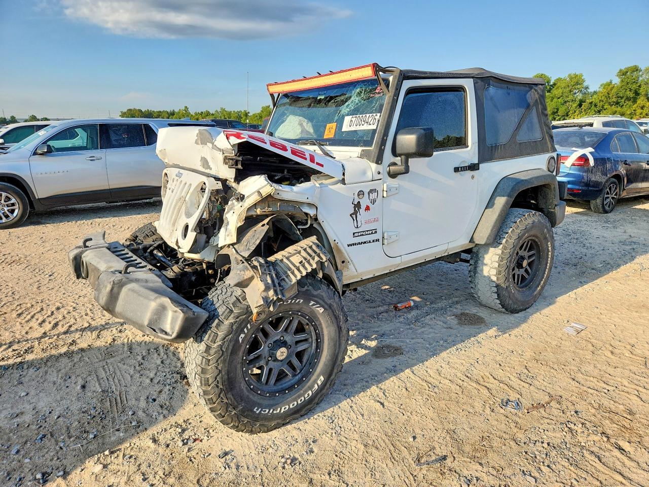 2016 Jeep Wrangler Sport - zdjęcie główne