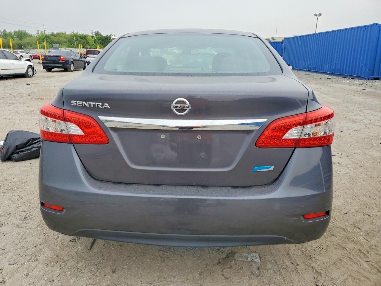 2014 Nissan Sentra S - zdjęcie 6