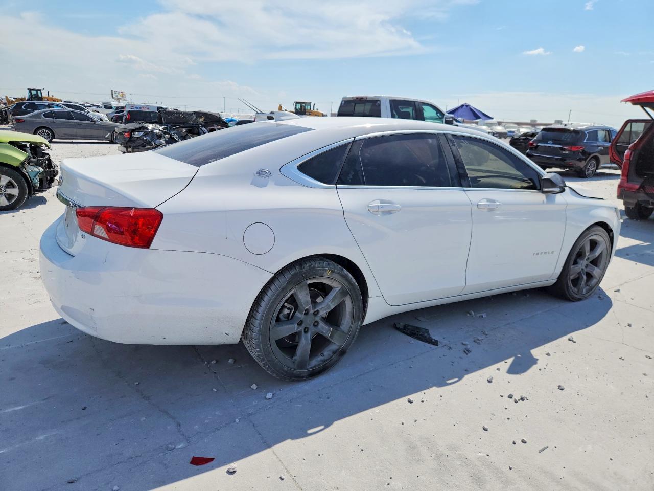 2018 Chevrolet Impala Lt - zdjęcie 3