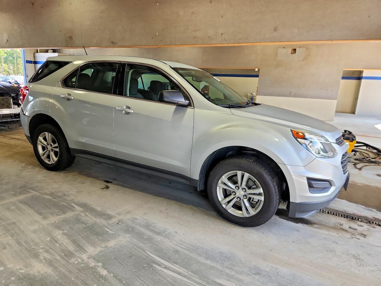 2016 Chevrolet Equinox Ls - zdjęcie 4