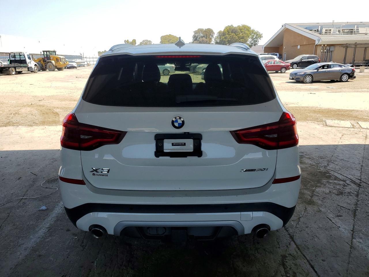 2020 BMW X3 xDrive30I - zdjęcie 6