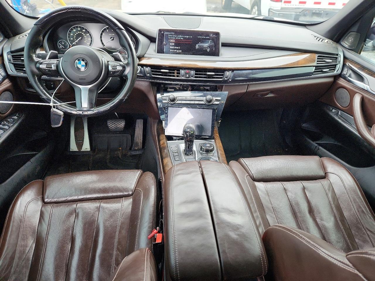2017 BMW X5 xDrive50I - zdjęcie 8