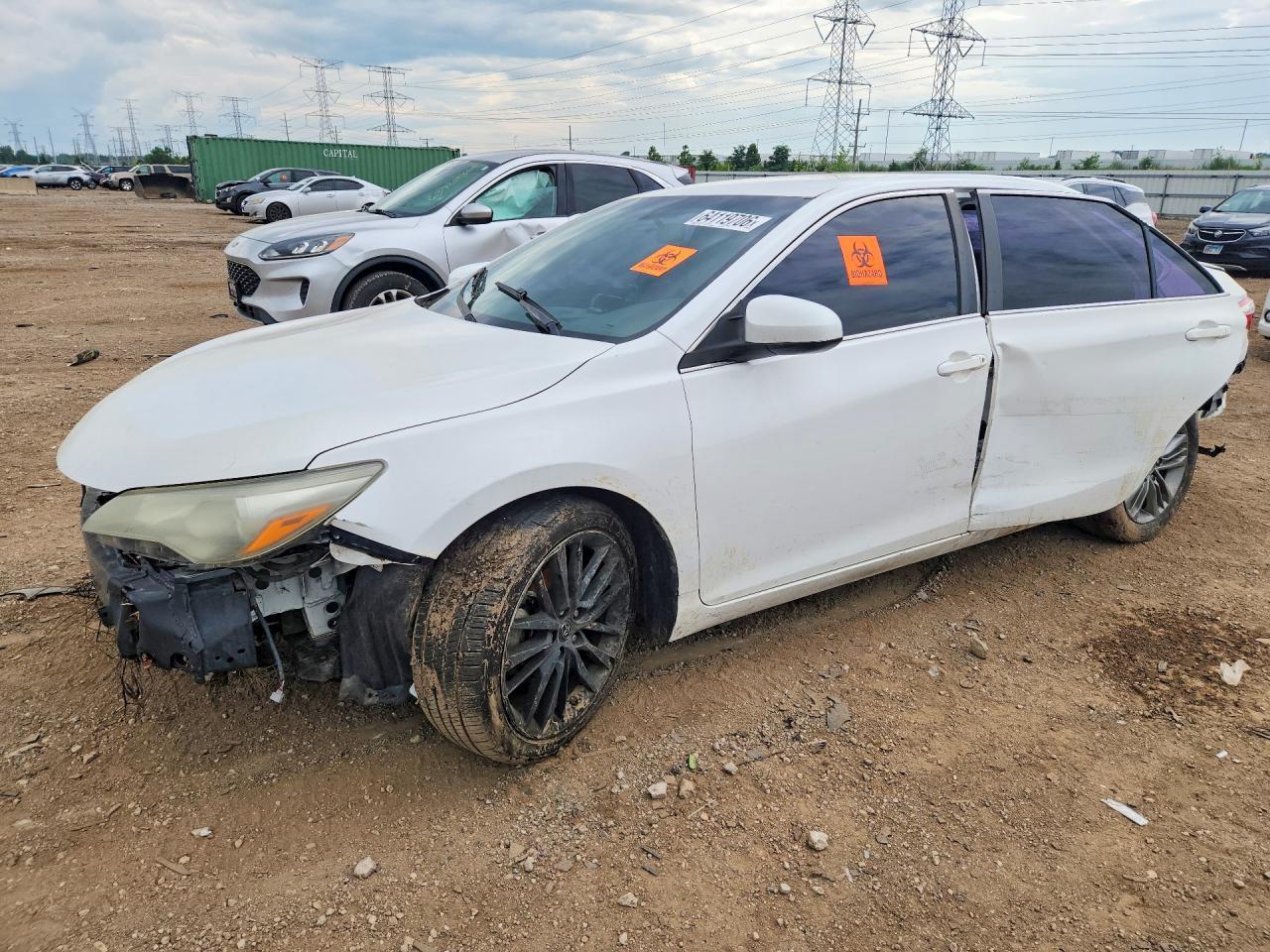 2016 Toyota Camry Se - zdjęcie główne