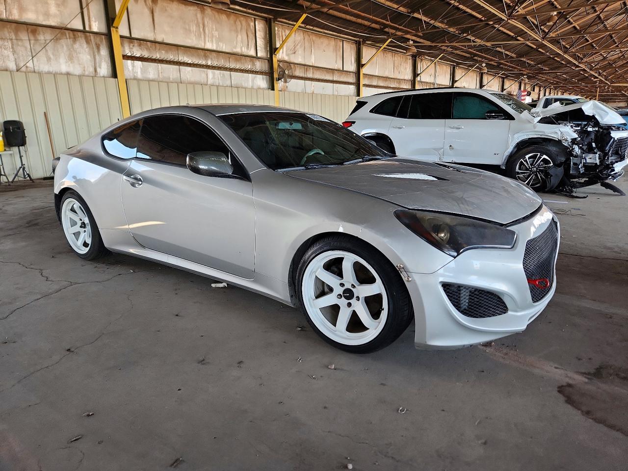 2013 Hyundai Genesis Coupe 2.0T - zdjęcie 4
