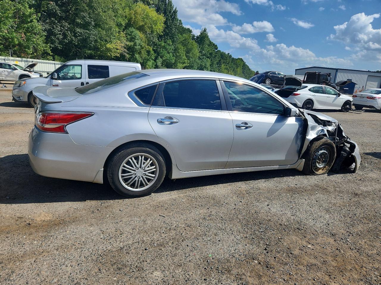 2015 Nissan Altima 2.5 S - zdjęcie 3