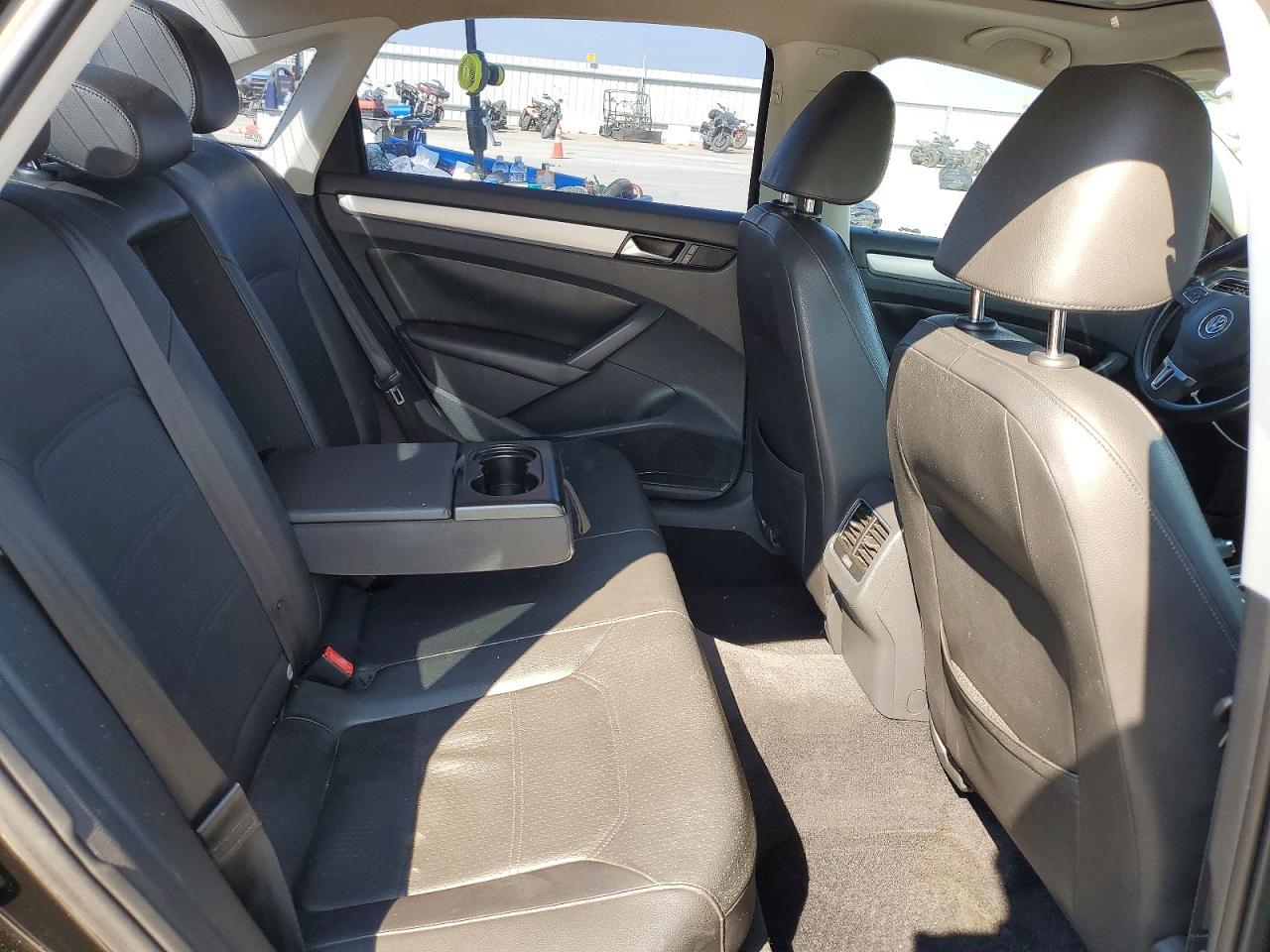 2013 Volkswagen Passat Se - zdjęcie 10