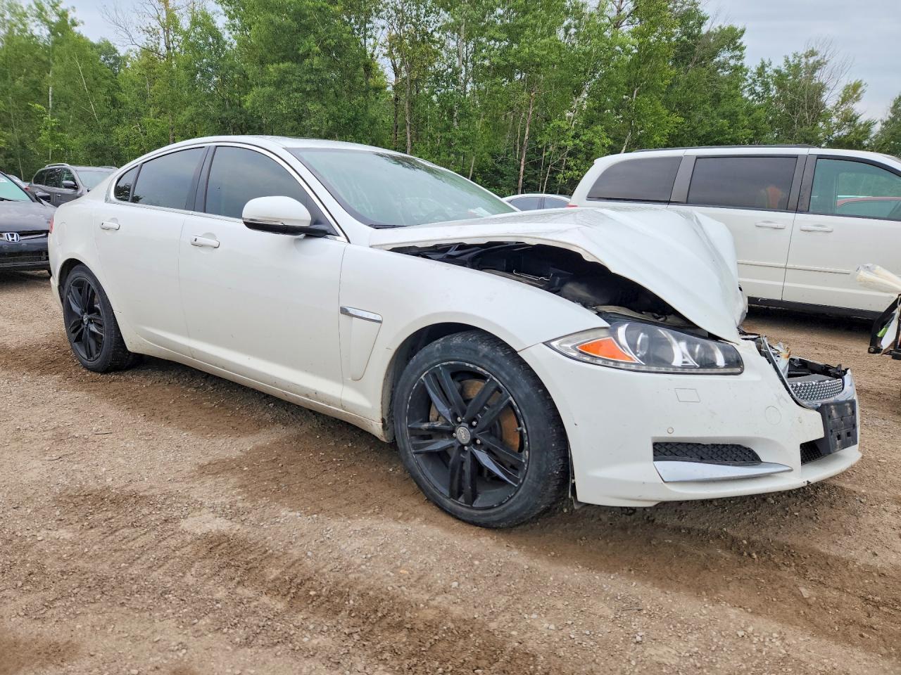 2013 Jaguar Xf - zdjęcie 4