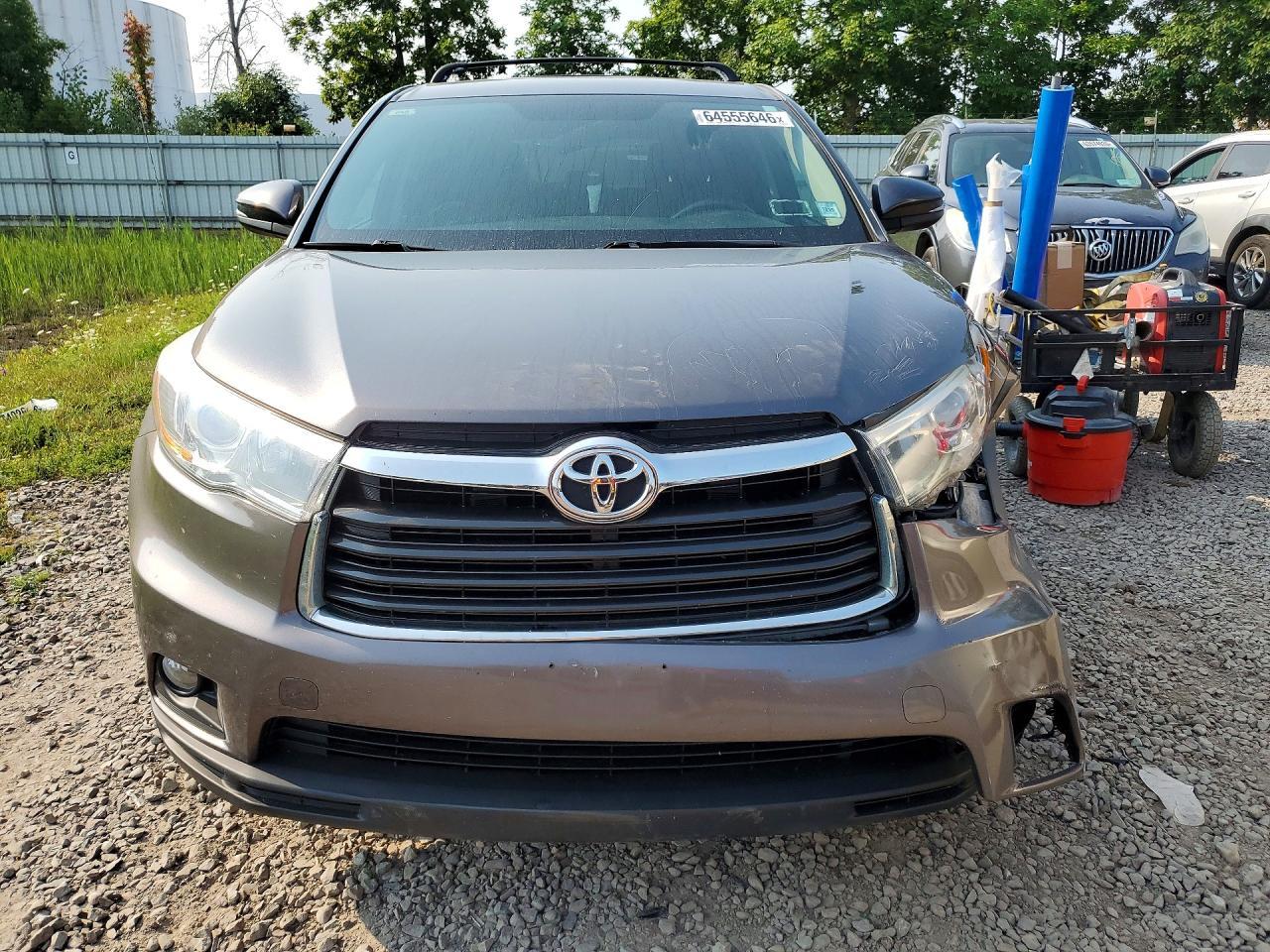 2016 Toyota Highlander Le Plus - zdjęcie 5