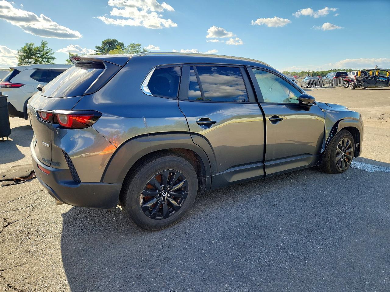 2025 Mazda Cx-50 Preferred - zdjęcie 3