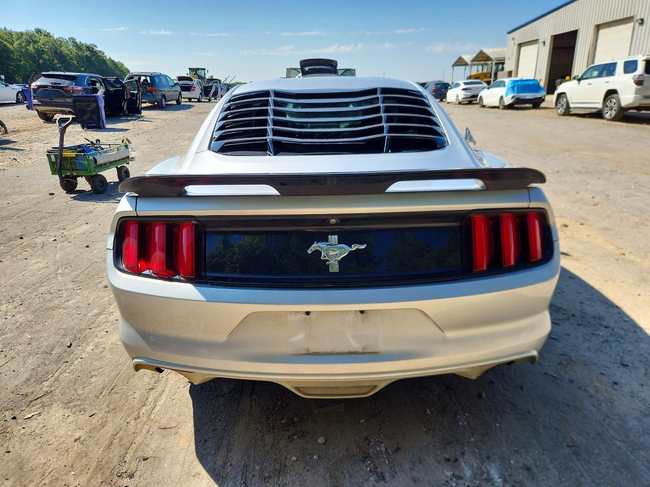 2016 Ford Mustang - zdjęcie 6