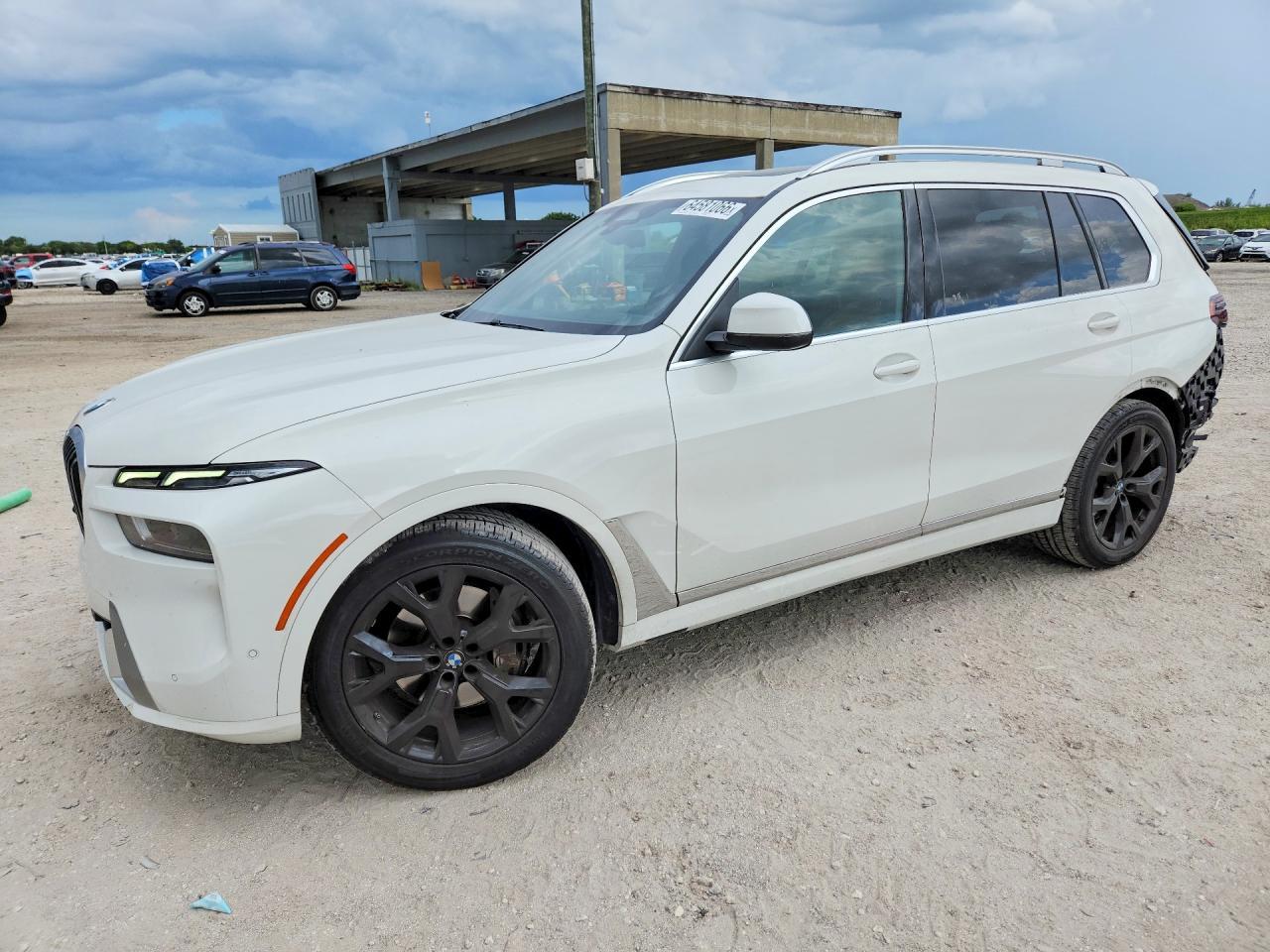 2024 BMW X7 xDrive40I - zdjęcie główne