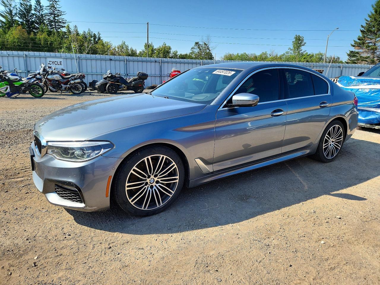 2017 BMW Seria 5 540i - zdjęcie główne