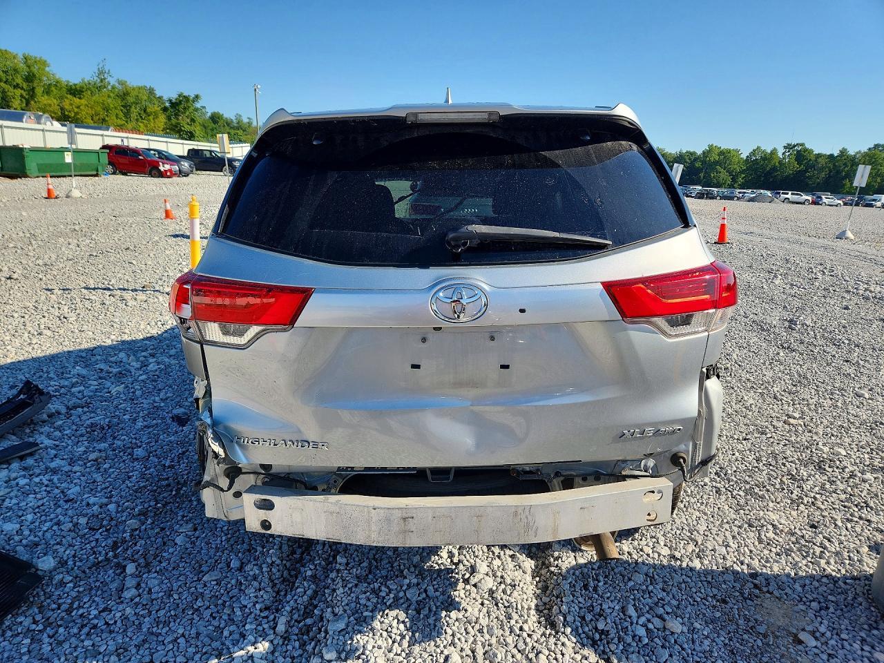 2018 Toyota Highlander Xle - zdjęcie 11