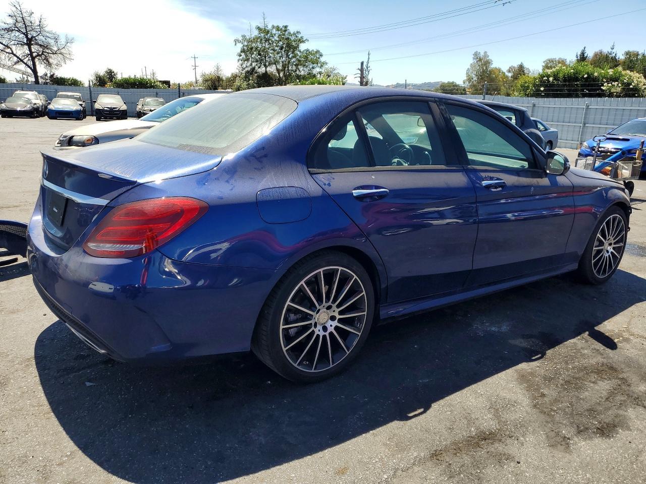2017 Mercedes-Benz C 300 - zdjęcie 3