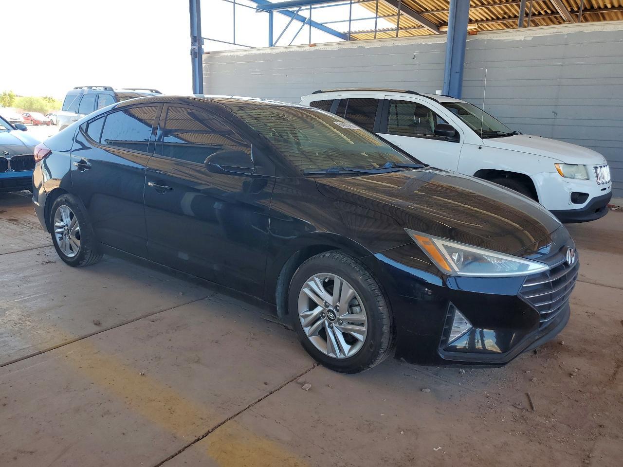 2019 Hyundai Elantra Sel - zdjęcie 4