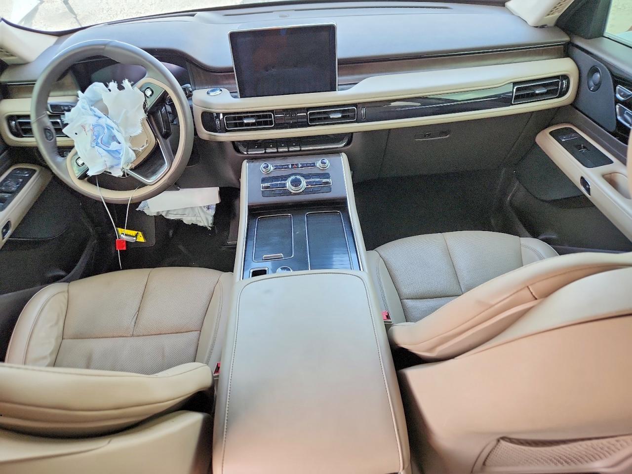 2022 Lincoln Aviator Reserve - zdjęcie 8