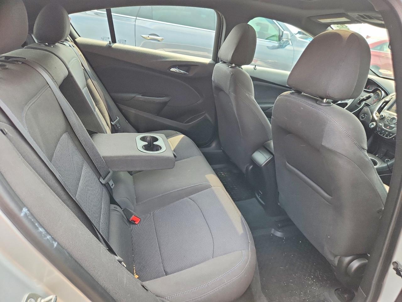 2018 Chevrolet Cruze Lt - zdjęcie 10