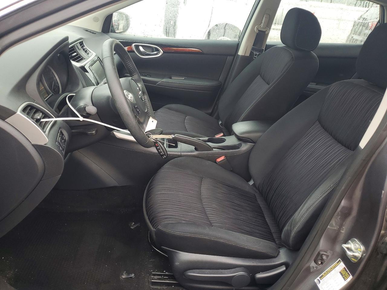 2019 Nissan Sentra Sv - zdjęcie 7