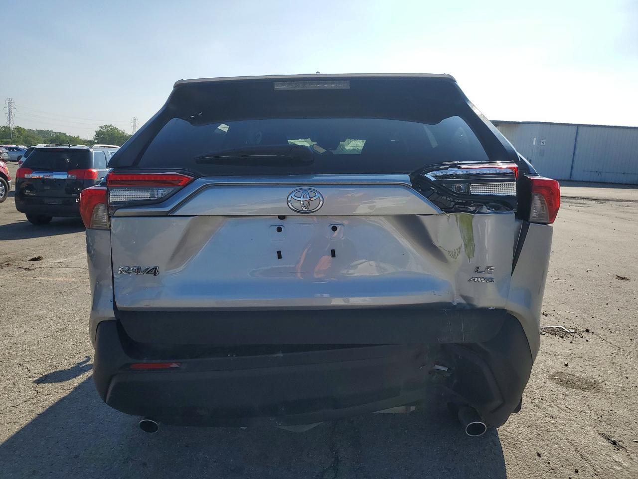 2025 Toyota Rav4 Le - zdjęcie 6