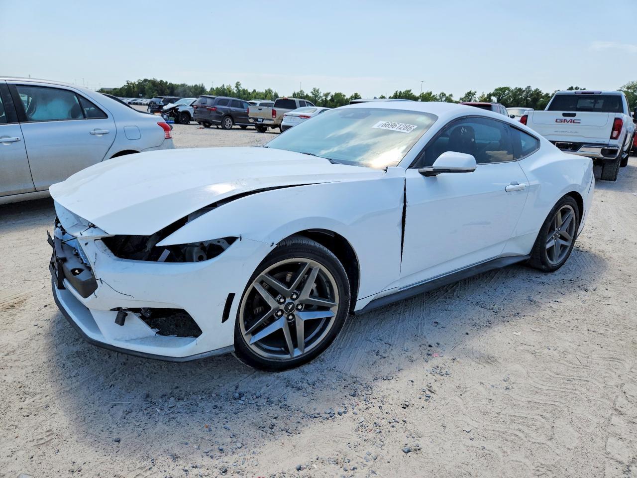 2025 Ford Mustang - zdjęcie główne