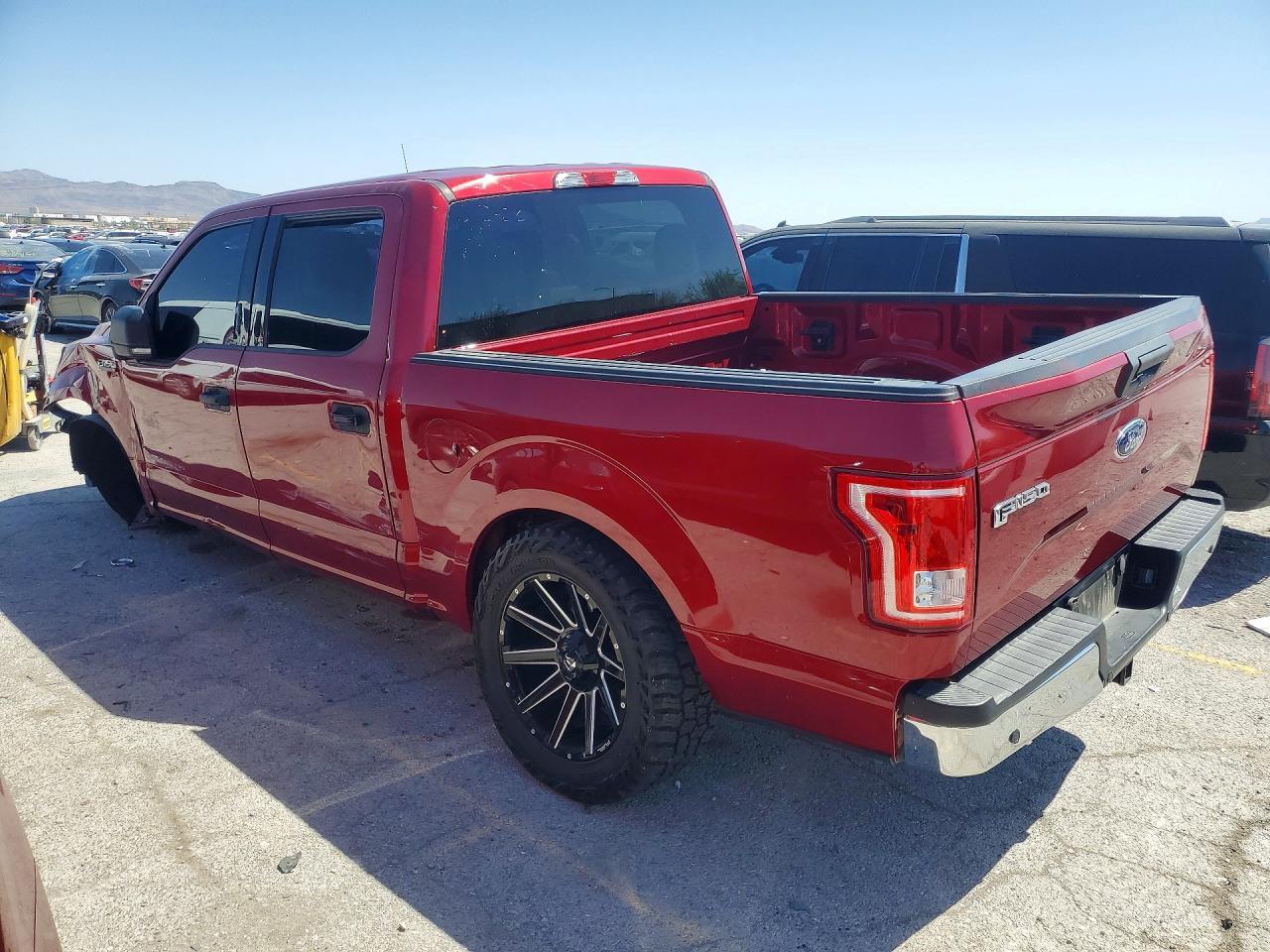 2017 Ford F150 Supercrew - zdjęcie 2