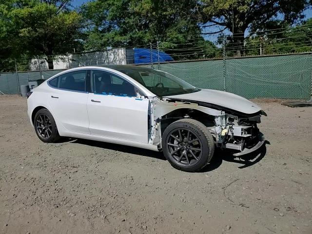 2020 Tesla Model 3 - zdjęcie 14
