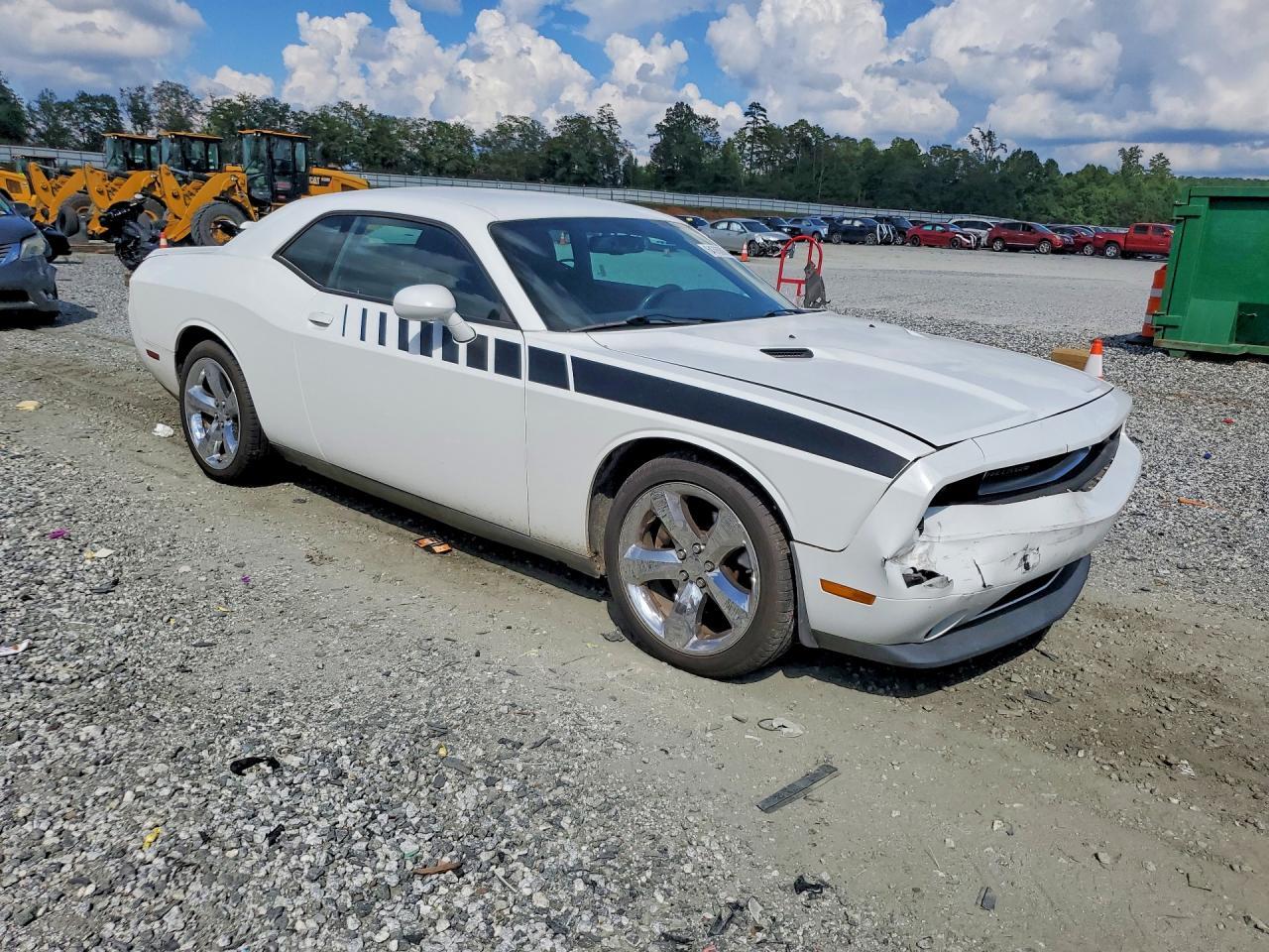 2013 Dodge Challenger Sxt - zdjęcie 4