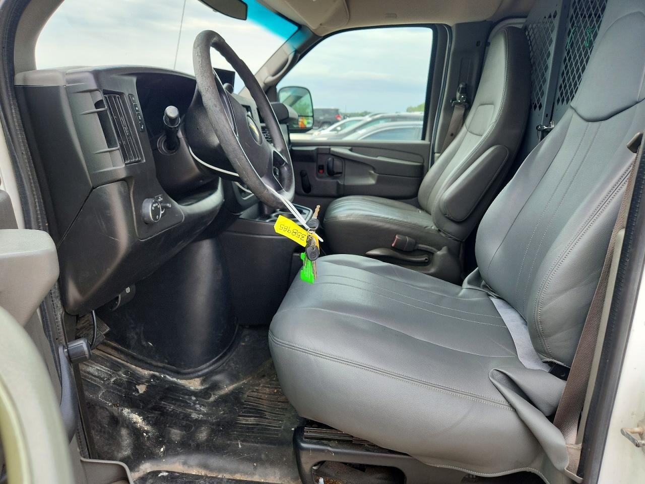 2013 Chevrolet Express G1500 - zdjęcie 7