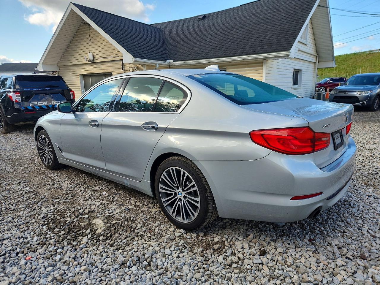 2018 BMW Seria 5 530i - zdjęcie 2