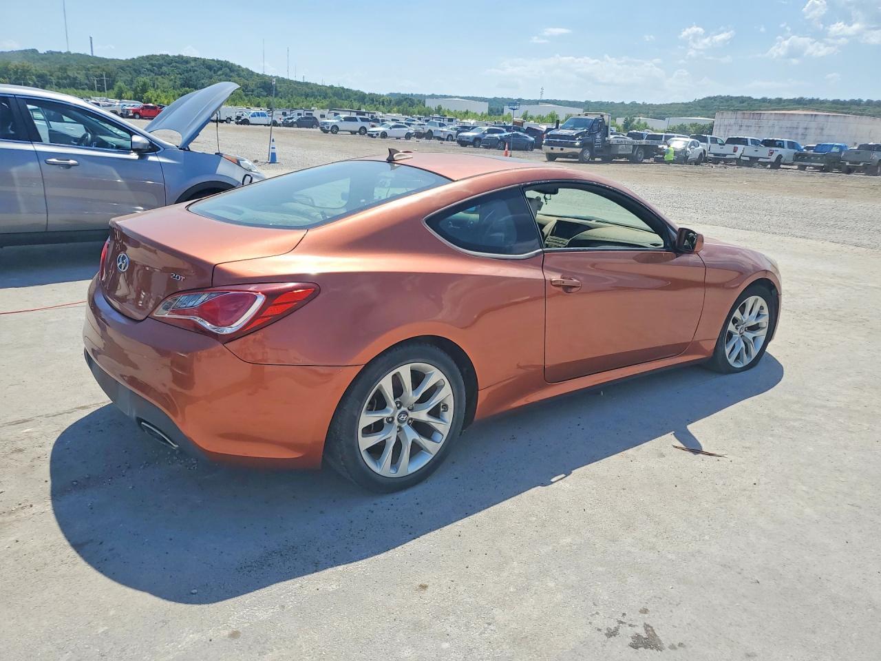 2013 Hyundai Genesis Coupe 2.0T Premium - zdjęcie 3