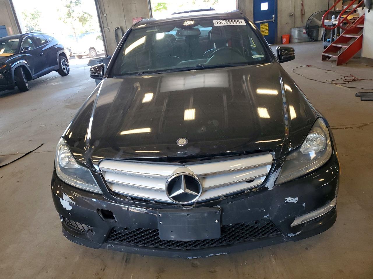 2013 Mercedes-Benz C 300 4Matic - zdjęcie 5