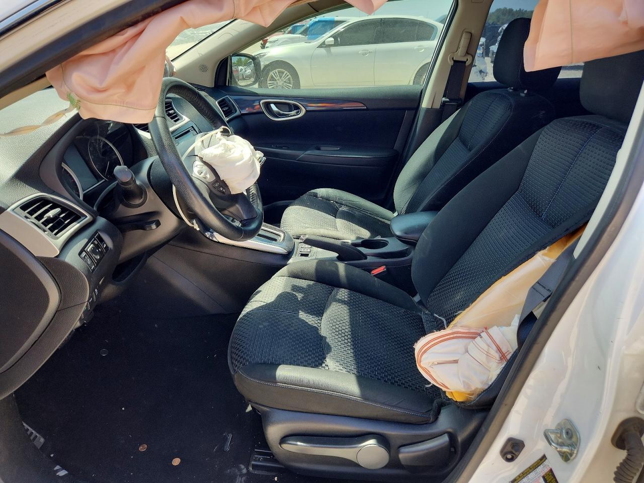 2018 Nissan Sentra Sr - zdjęcie 7