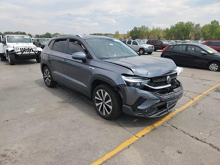 2022 Volkswagen Taos Se - zdjęcie 14