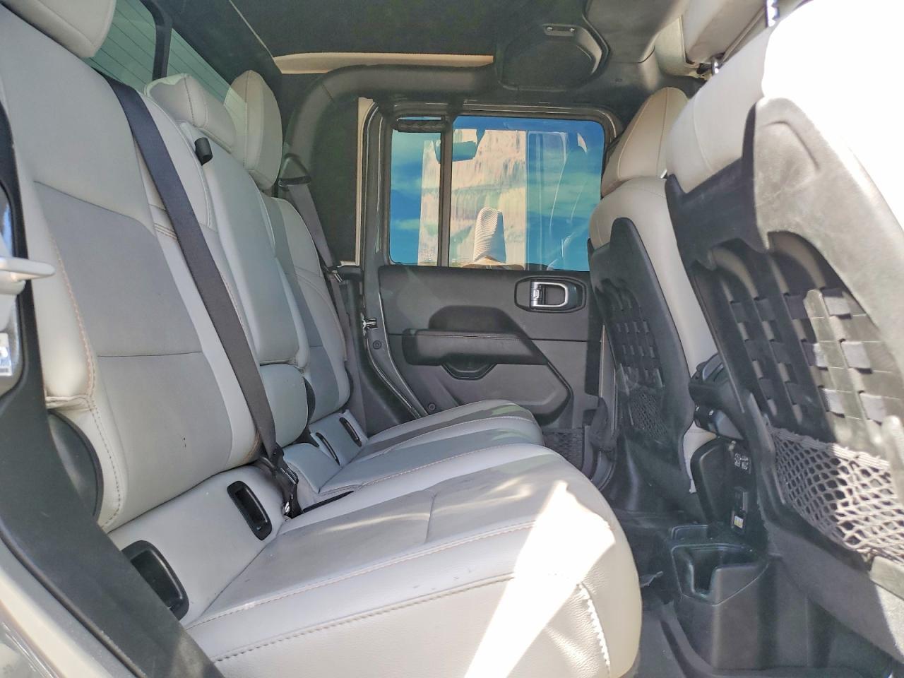 2021 Jeep Gladiator Mojave - zdjęcie 11