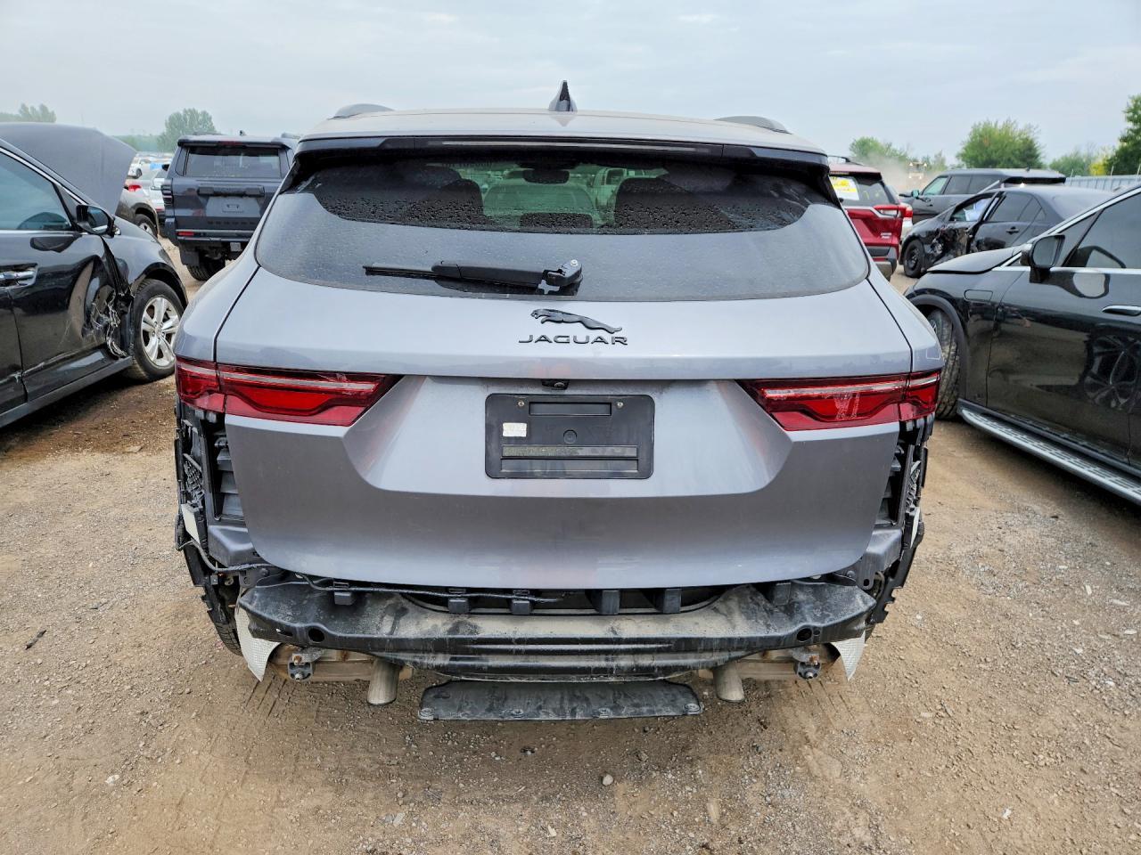 2024 Jaguar F-Pace R-Dynamic S - zdjęcie 6