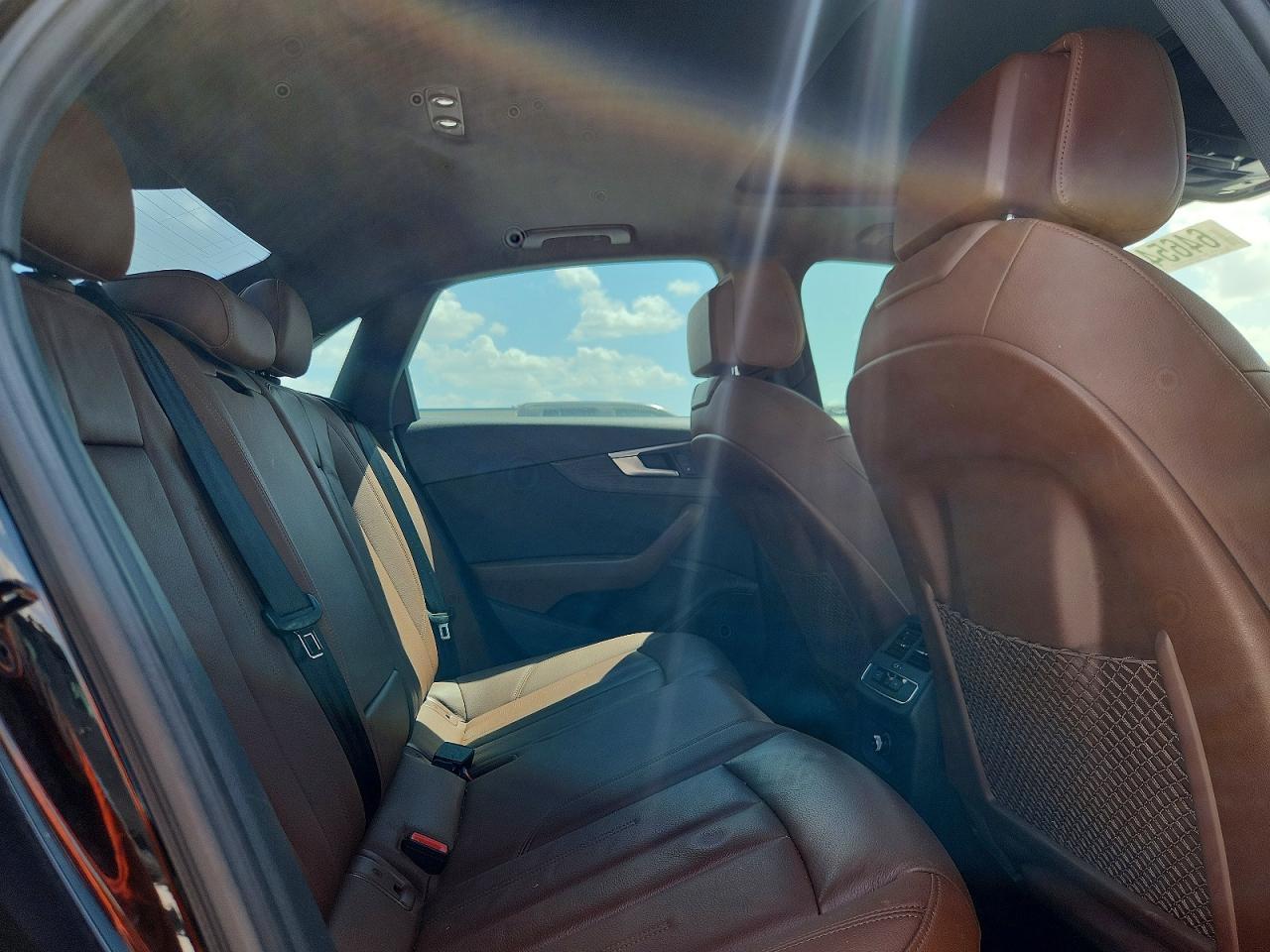 2018 Audi A4 Premium - zdjęcie 10