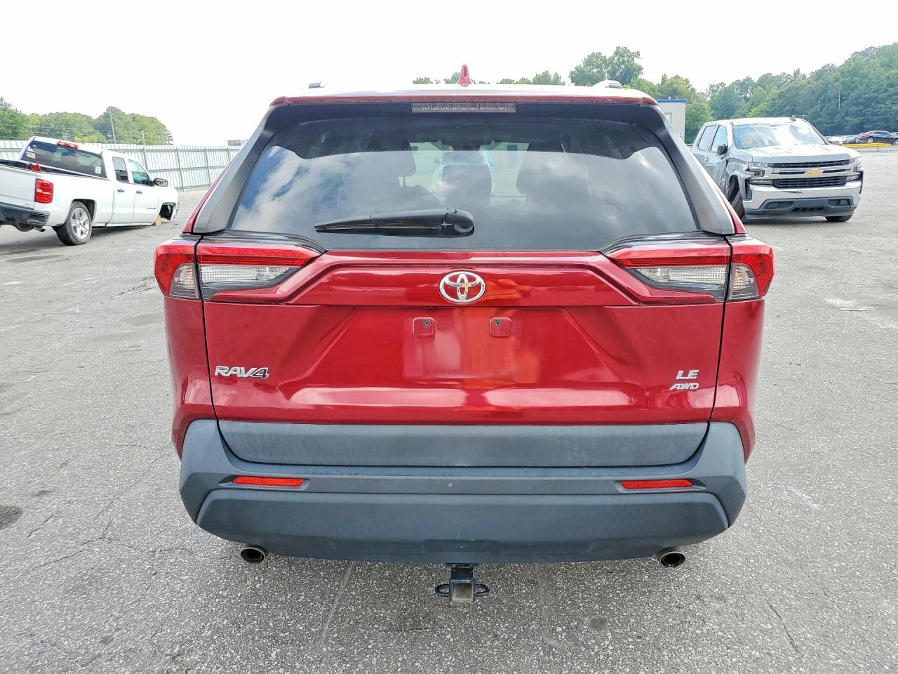 2019 Toyota Rav4 Le - zdjęcie 6