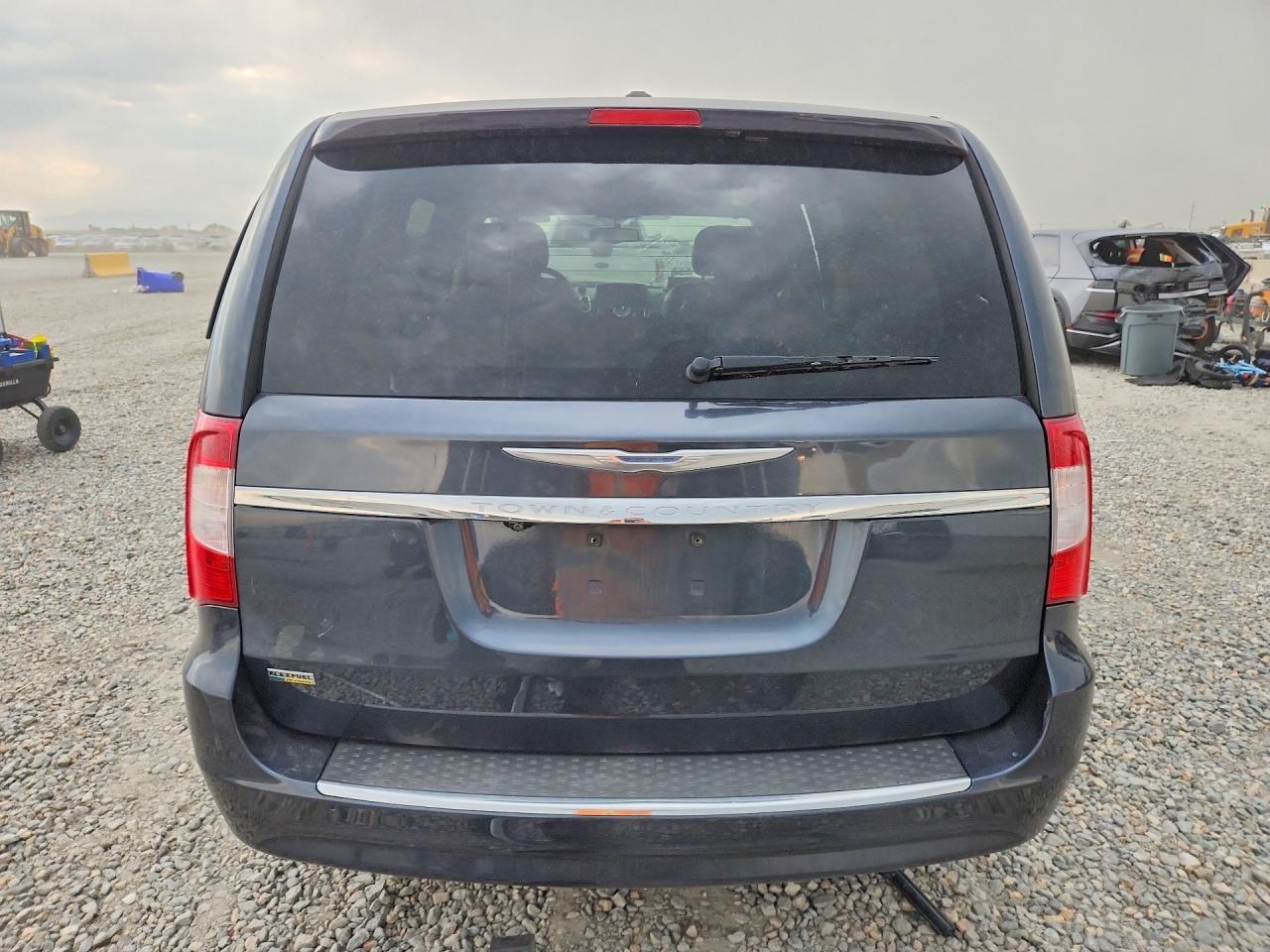2014 Chrysler Town & Country Touring - zdjęcie 6