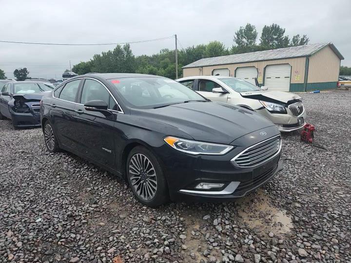 2017 Ford Fusion Titanium Hev - zdjęcie 13