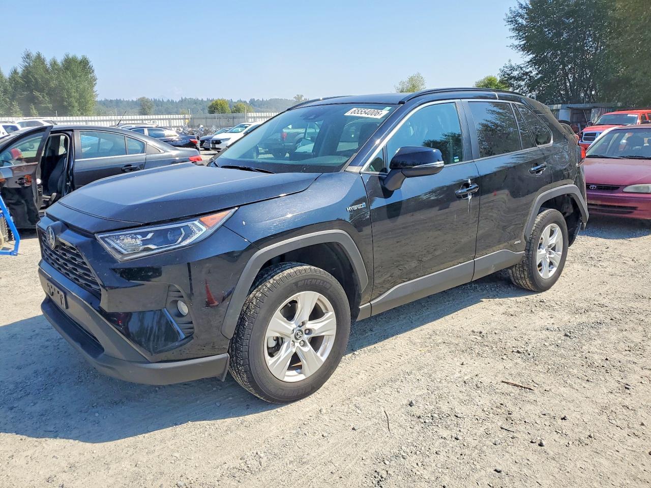 2021 Toyota Rav4 Hybrid Xle - zdjęcie główne