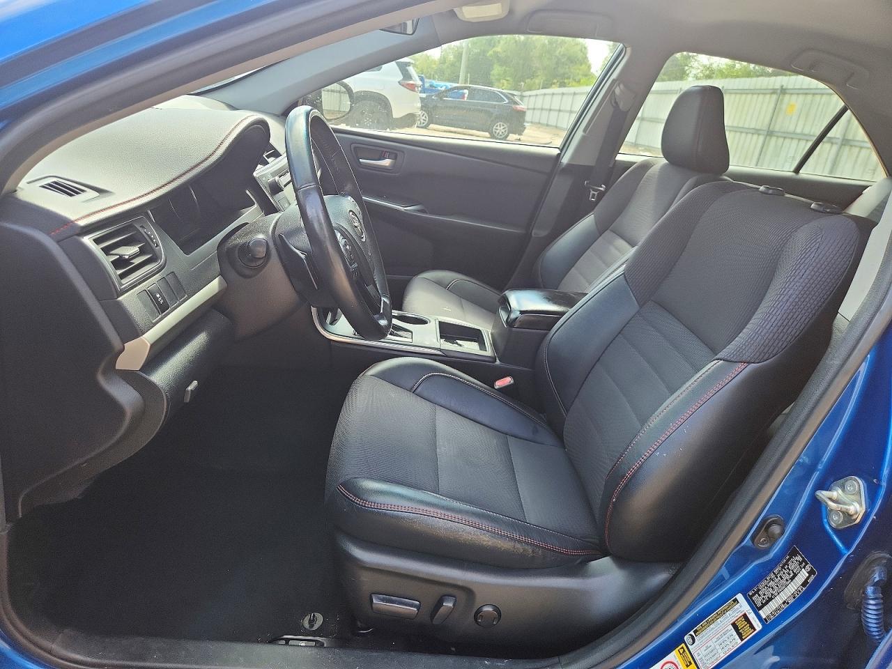 2017 Toyota Camry Se - zdjęcie 7