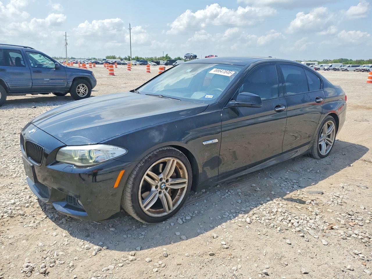 2013 BMW 550 I - zdjęcie główne