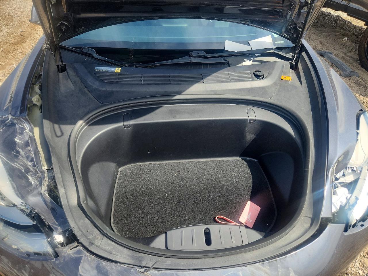 2018 Tesla Model 3 - zdjęcie 11