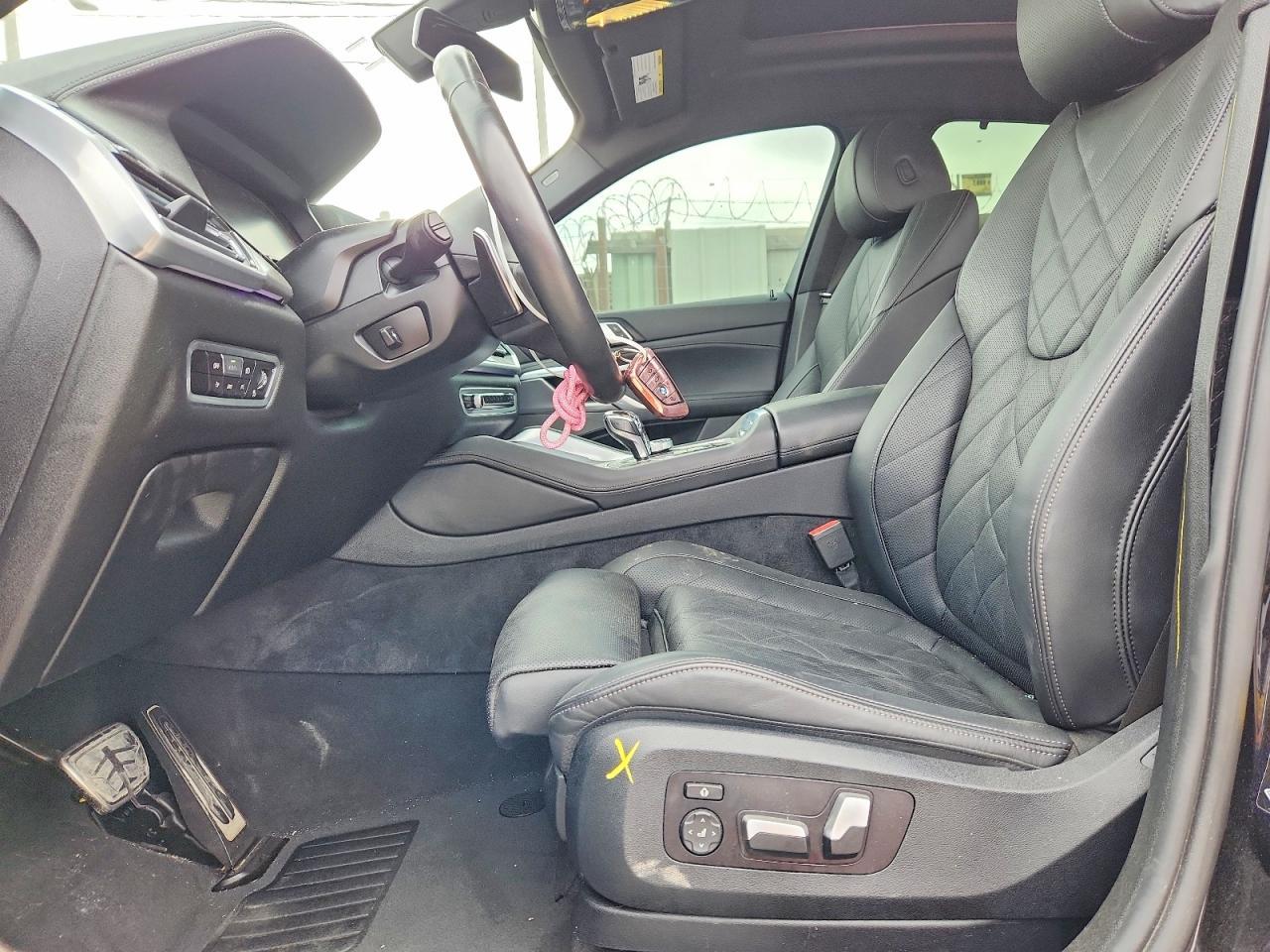 2023 BMW X6 xDrive40I - zdjęcie 7