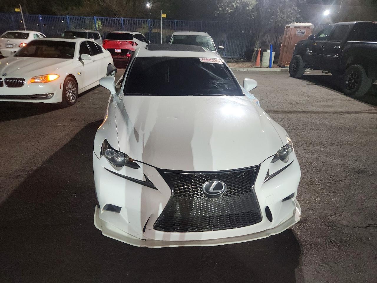 2016 Lexus Is 200T - zdjęcie 5