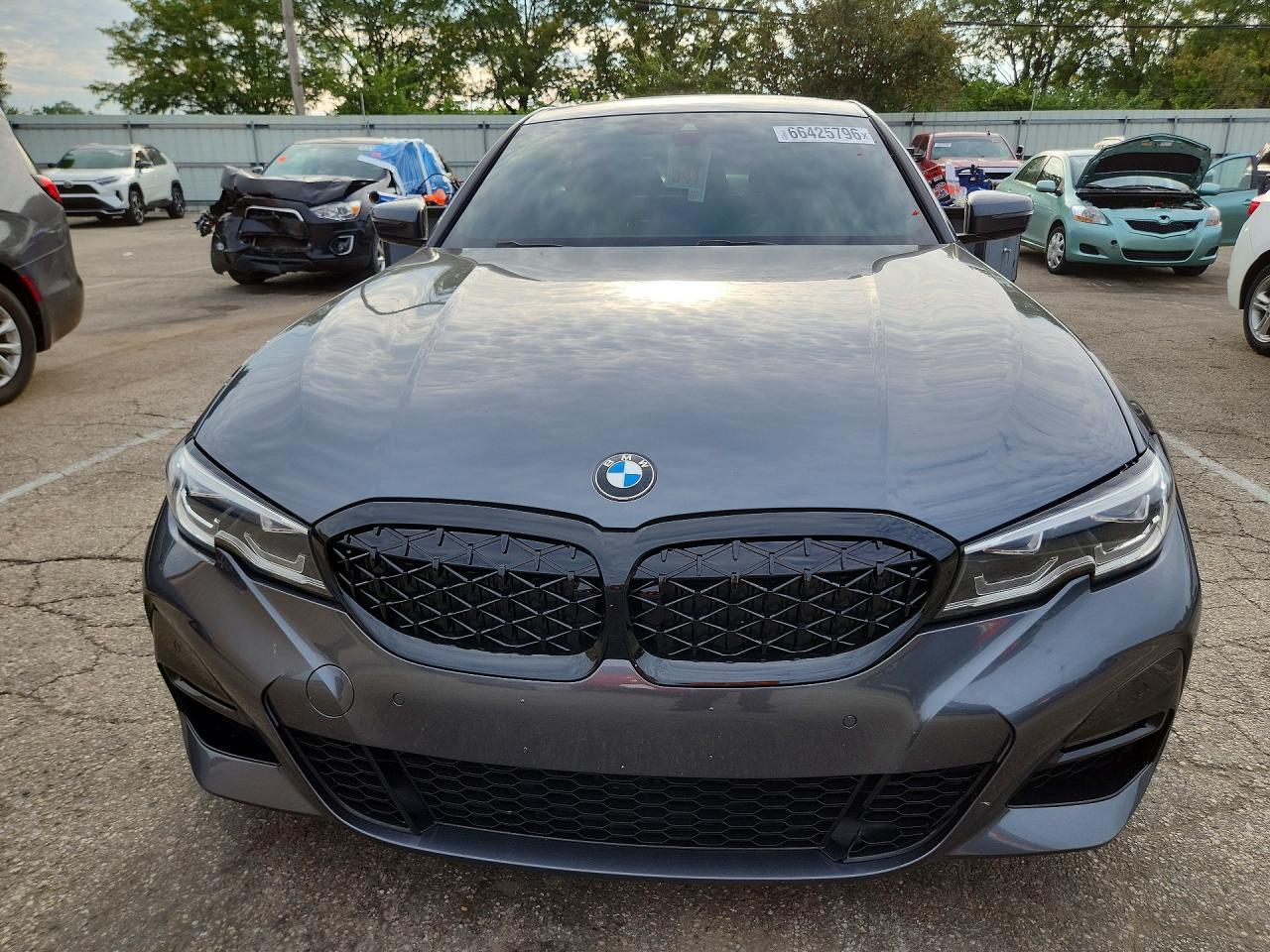2019 BMW Seria 3 330i - zdjęcie 5