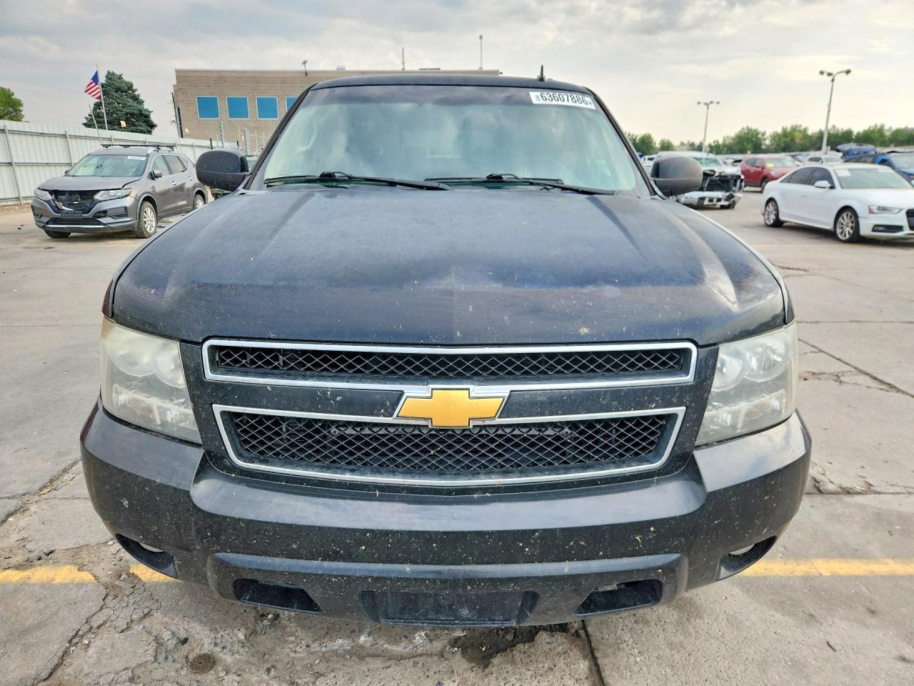 2014 Chevrolet Suburban K1500 Lt - zdjęcie 5