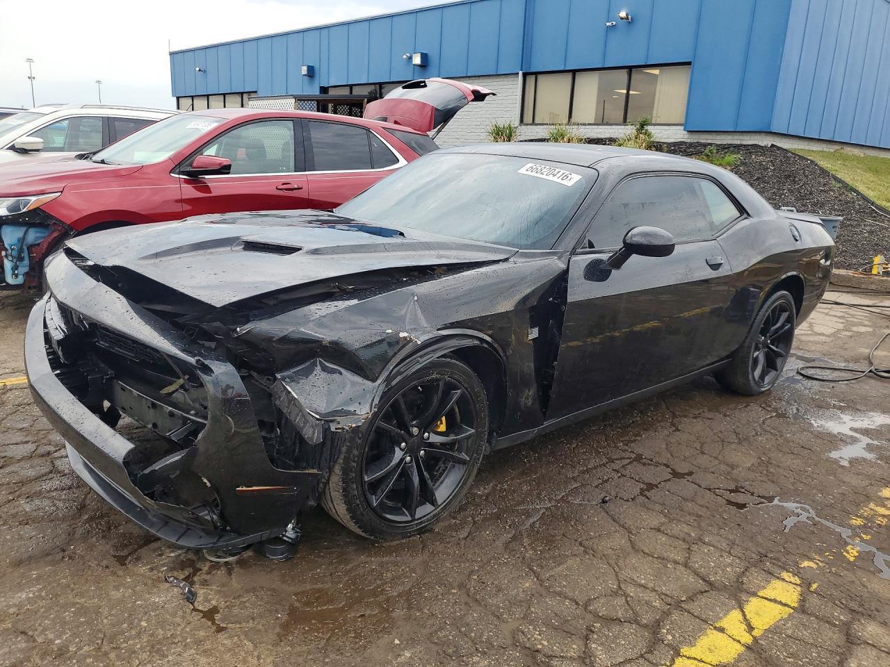 2016 Dodge Challenger Sxt - zdjęcie główne